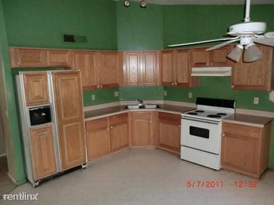 Main picture of 5812 S 13th Way