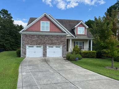 Main picture of 48 Skipping Pines Ct