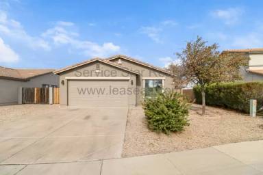 Main picture of 3206 S 104th Ln