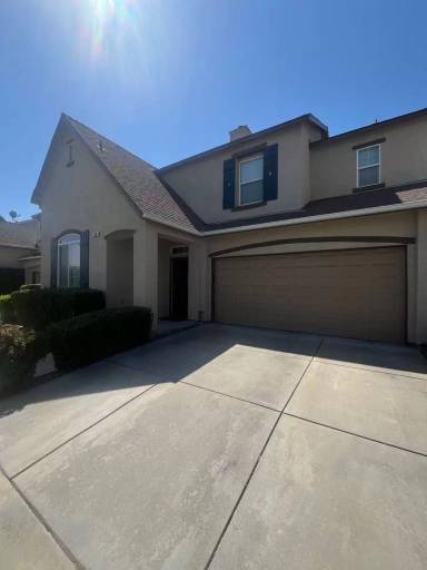 Main picture of 736 W Siena Ln