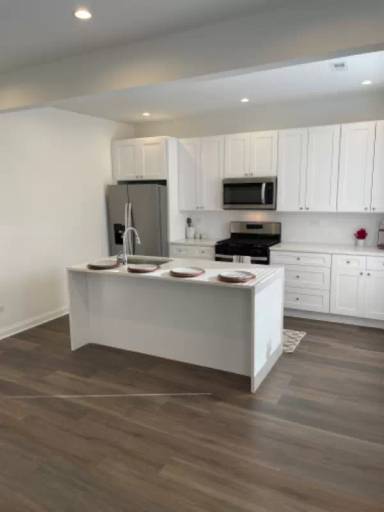 Main picture of 6233 S Langley Ave