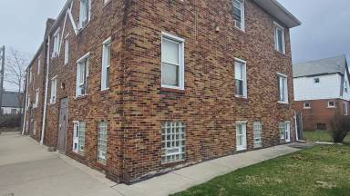 Main picture of 8000 Pilgrim St