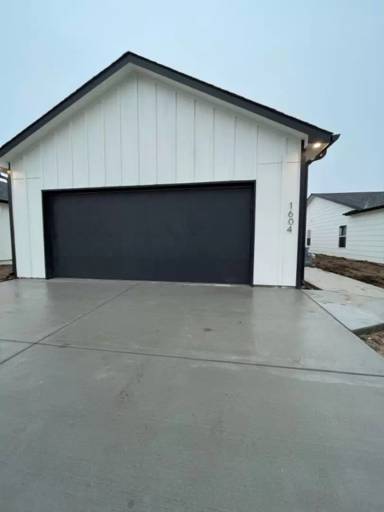 Main picture of 5215 S Chase Cir