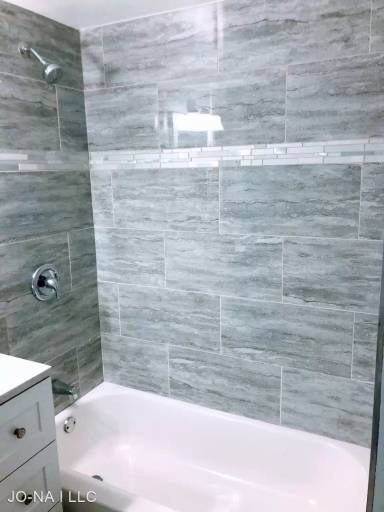 Main picture of 8357 S Kerfoot Ave
