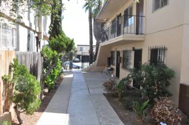 Main picture of 4088 1/2 48th St