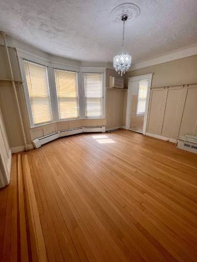 Main picture of 433 74th St