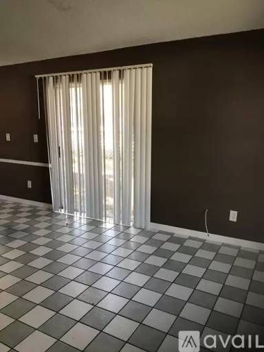Main picture of 2670 Arjay Ct