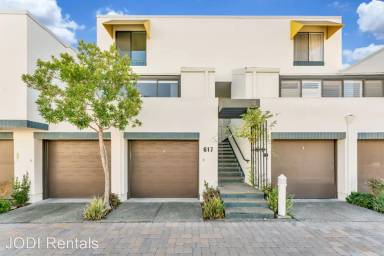 Main picture of 601 Portofino Ln