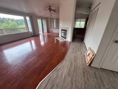 Main picture of 1793 Lake Dr