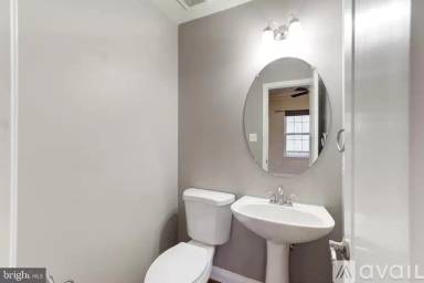Main picture of 2027 Capstone Cir