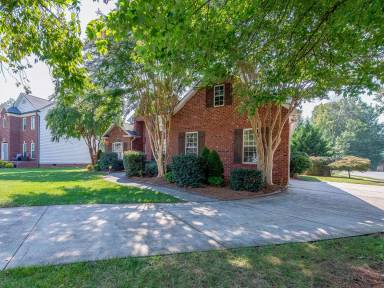 Main picture of 1200 Mendenhall Ct