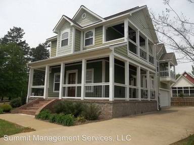 Main picture of 101 Edgewood Blvd