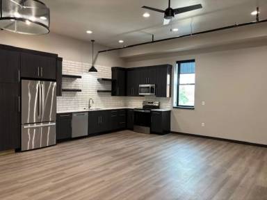 Main picture of 407 W Norfolk Ave
