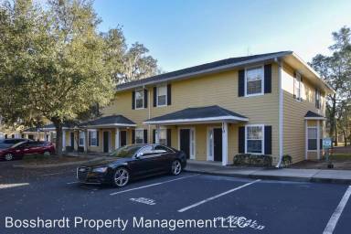 Main picture of 2921 SW 35th Pl