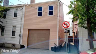 Main picture of 66 S 17th St