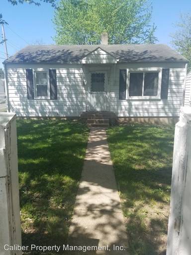 Main picture of 601 Sherman Dr