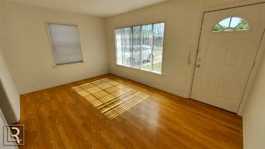 Main picture of 4610 Crockett St