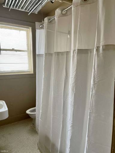 Main picture of 4252 S Cottage Grove Ave