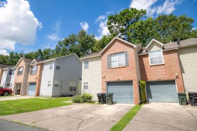 Main picture of 3066 Camelliawood Cir E
