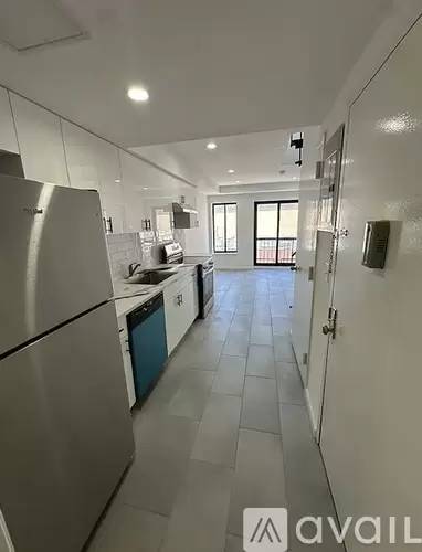 Main picture of 330 W 52nd St