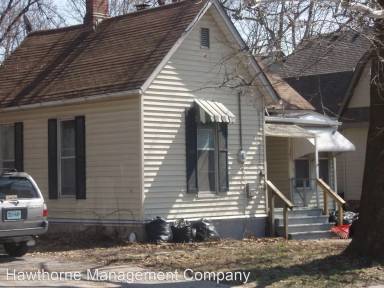 Main picture of 302 N College Ave