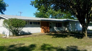 Main picture of 1216 Crescent Dr