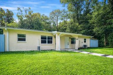 Main picture of 5757 Antoinette Ln