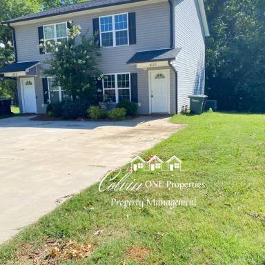 Main picture of 430 Central Dr NW