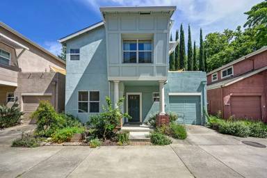 Main picture of 2519 I St
