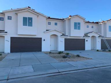 Main picture of 296 N 2480 W