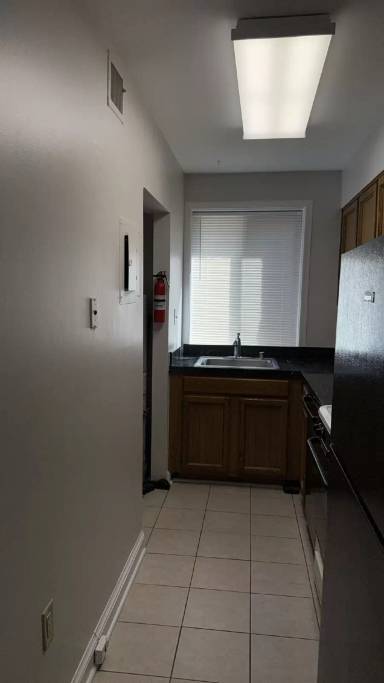 Main picture of 3819 Davis Pl NW