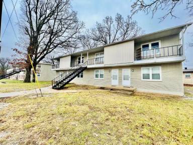 Main picture of 1000 S Dilworth Ln