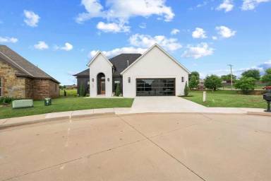 Main picture of 1304 Katelyn Ct