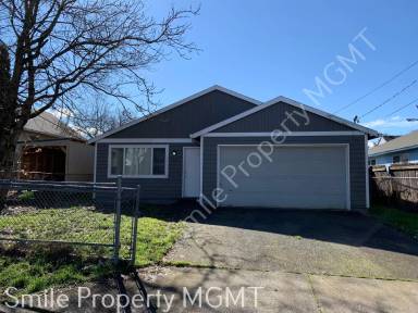 Main picture of 7428 SE Bybee Blvd