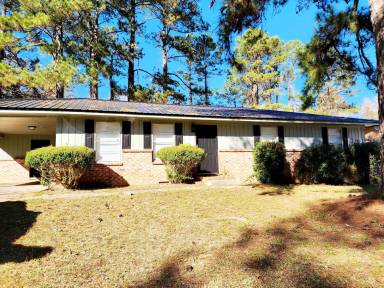 Main picture of 2436 River Ridge Rd NE