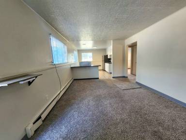 Main picture of 736 Elmhurst Pl