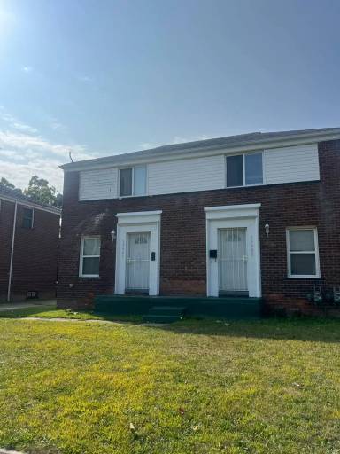 Main picture of 15901 Kramer St