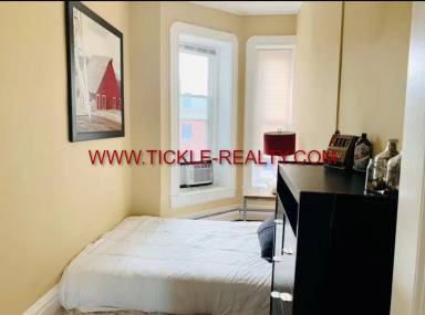 Main picture of 174 Alexander St