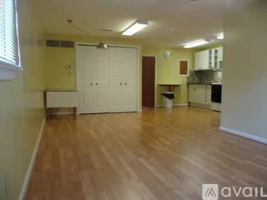 Main picture of 3030 Butler Pike
