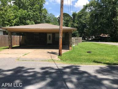 Main picture of 2819 Dick Taylor St