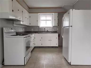 Main picture of 72 East Ter