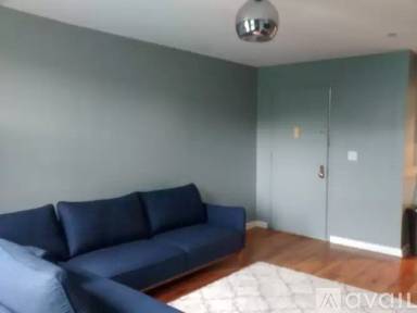 Main picture of 205 Knickerbocker Ave