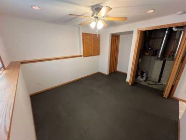 Main picture of 2209 E Sylvan Cir