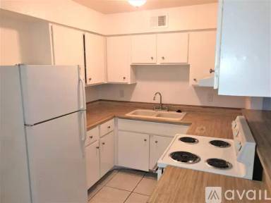 Main picture of 4711 Convaire Ave