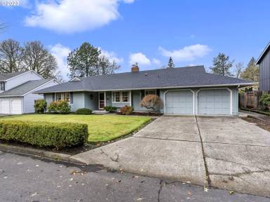 Main picture of 1685 NW Jenne Ave