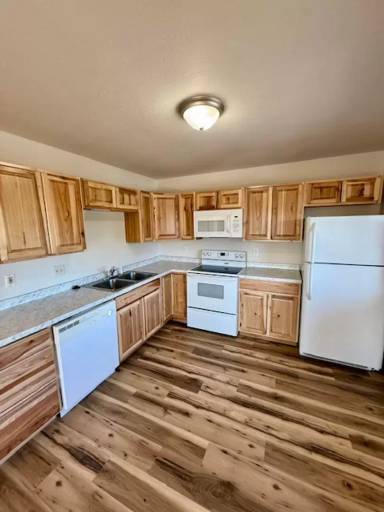 Main picture of 201 Quinella St