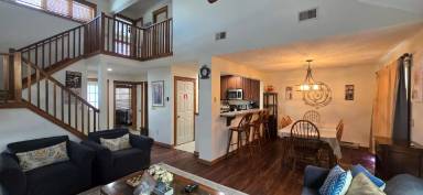 Main picture of 193 Sycamore Ct