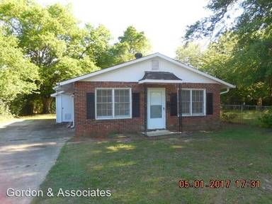 Main picture of 3576 Woodland Dr