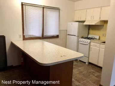 Main picture of 608 1/2 4th Ave