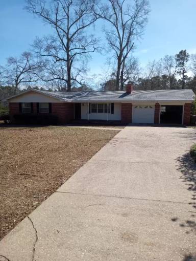 Main picture of 101 Eden Ln